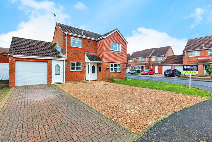 3 Bedroom Detached House For Sale In Viking Way, Whittlesey, Peterborough, PE7