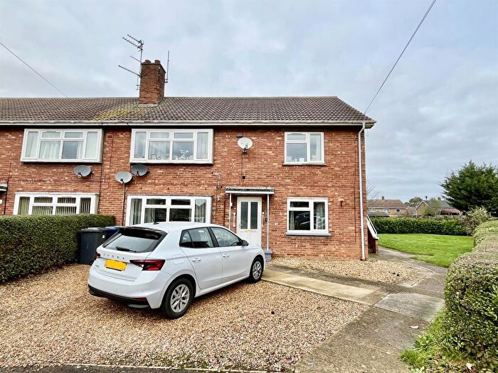 2 Bedroom Flat For Sale In Crane Avenue, Yaxley, Peterborough, PE7