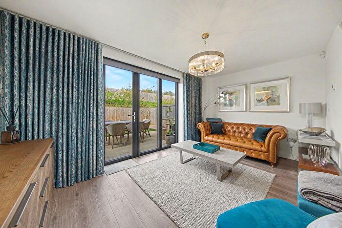 3 Bedroom Terraced House For Sale In Sawmill Mews, Tapton, Chesterfield, S41