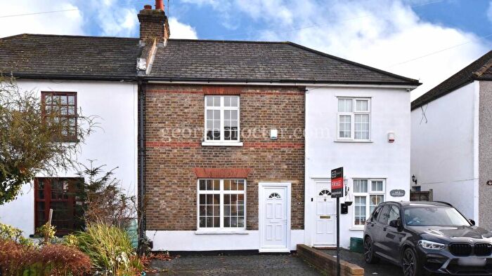 2 Bedroom Terraced House For Sale In Walpole Road, Bromley, BR2
