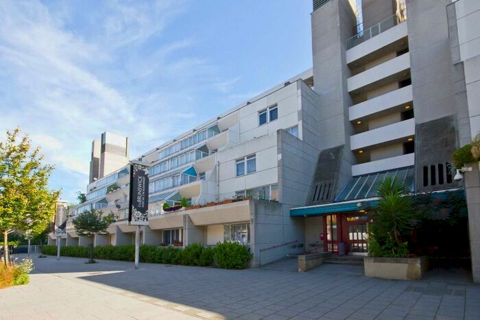 2 Bedroom Flat To Rent In Brunswick Centre, London, WC1N