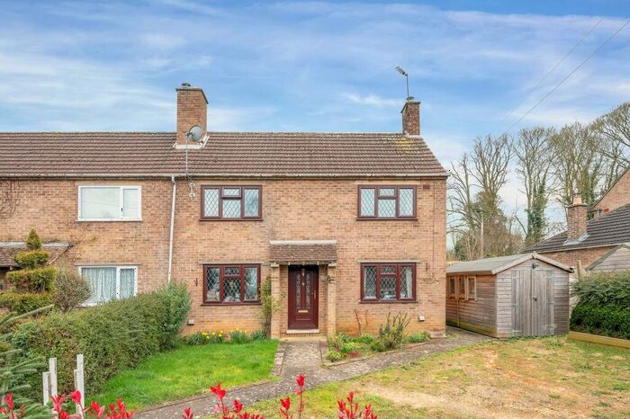 3 Bedroom Semi-Detached House For Sale In Normanton Road, Edith Weston, LE15