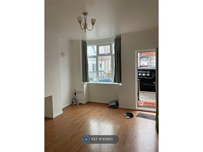 2 Bedroom Terraced House To Rent In Oakwood Avenue, Mitcham, CR4