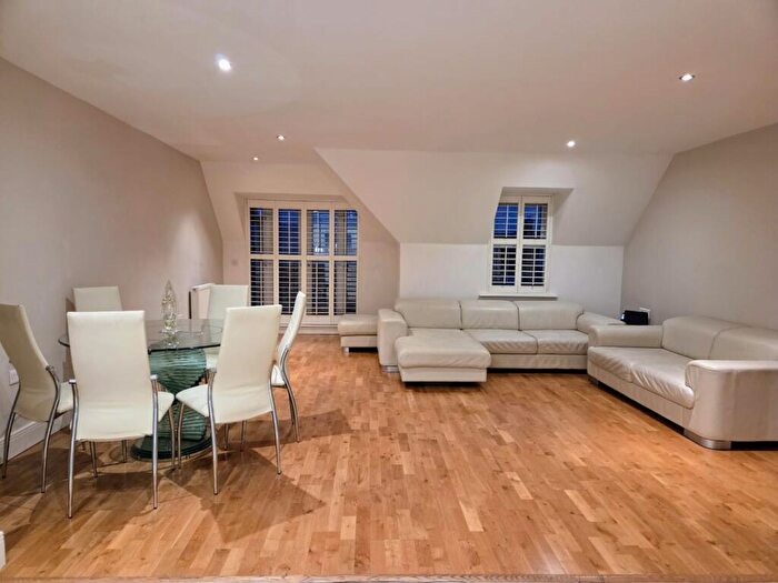 2 Bedroom Apartment To Rent In Main Road, Sidcup, Kent, DA14