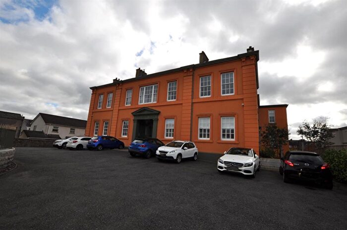 1 Bedroom Flat To Rent In Priory Street, Carmarthen, SA31