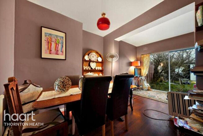 3 Bedroom End Of Terrace House For Sale In Ladbrook Road, London, SE25