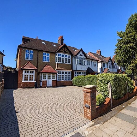 Studio To Rent In Dorset Road, Wimbledon, SW19