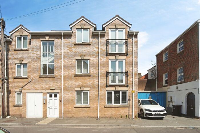 1 Bedroom Flat For Sale In Eastbourne Road, Taunton, TA1