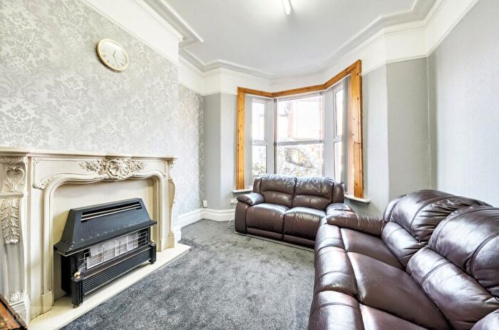 3 Bedroom Terraced House For Sale In Irving Place, Blackburn, Lancashire, BB2