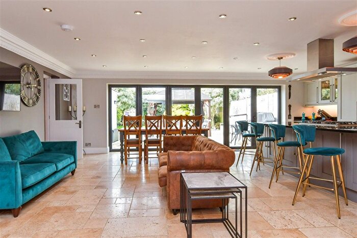 6 Bedroom Detached House For Sale In The Ridgway, Woodingdean, Brighton, East Sussex, BN2