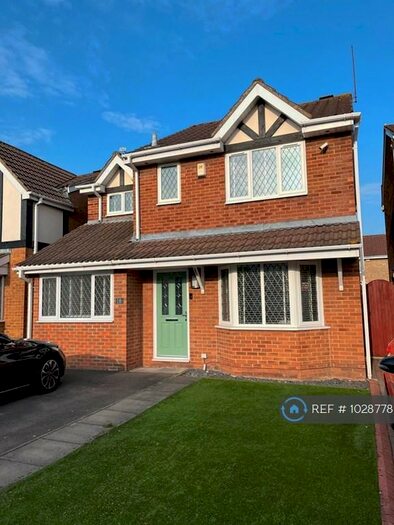 3 Bedroom Detached House To Rent In Farriers Close, Swindon, SN1