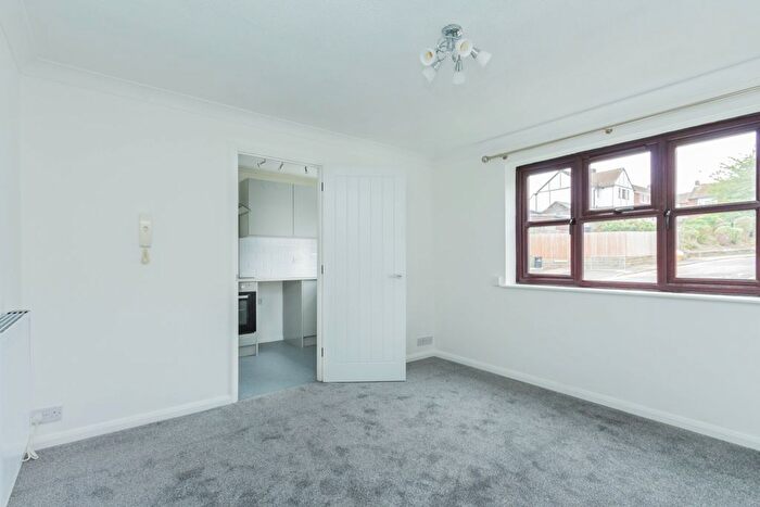 1 Bedroom Flat To Rent In Vine Court, Irthlingborough, NN9