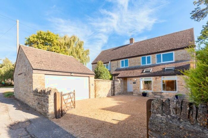 4 Bedroom Detached House To Rent In Butts Close, Aynho, OX17