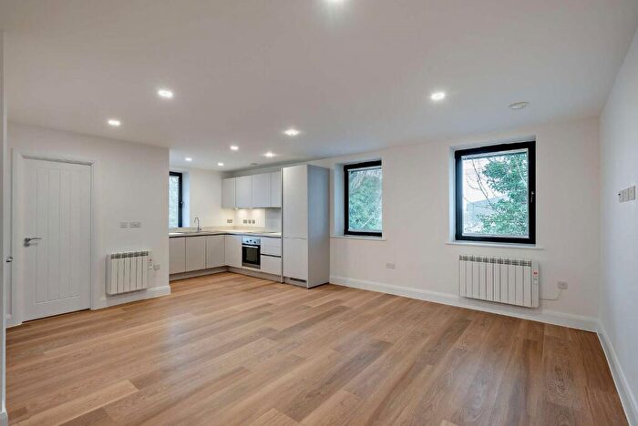 1 Bedroom Flat To Rent In Pegasus Way, Haddenham, HP17