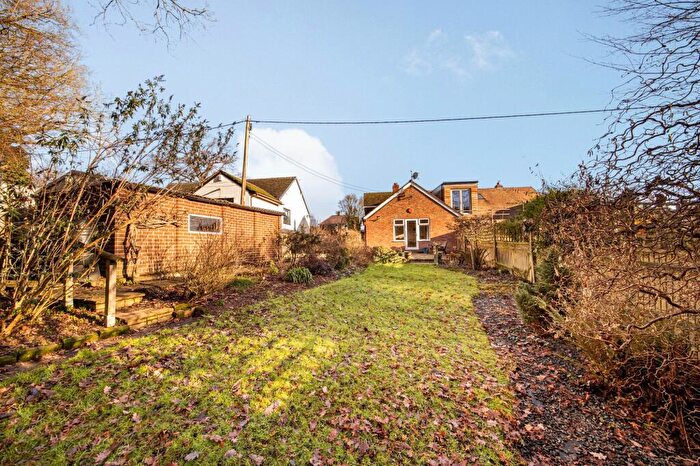 2 Bedroom Semi Detached House For Sale In Sugworth Crescent, Radley, OX14