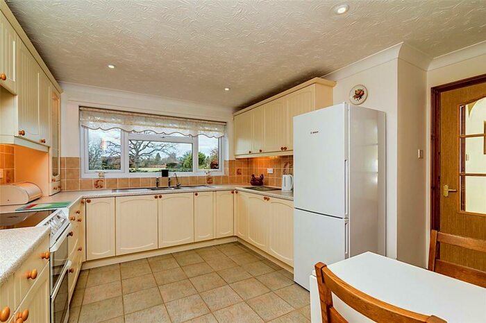 2 Bedroom Bungalow For Sale In Kells Way, Geldeston, Beccles, Norfolk, NR34