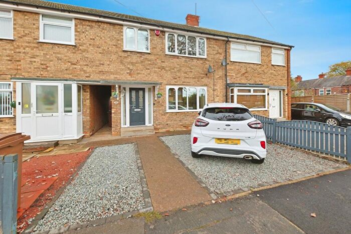 3 Bedroom Terraced House For Sale In Saffrondale, Anlaby, Hull, HU10