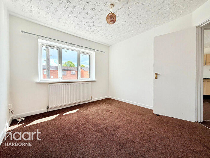 1 Bedroom Flat To Rent In Victoria Park Road, Smethwick, B66