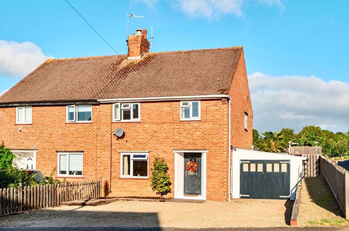 3 Bedroom Semi-Detached House For Sale In Milford Road, Yeovil, Somerset, BA21