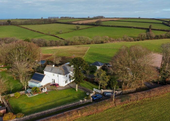 6 Bedroom Country House For Sale In Bray Shop, Callington PL17