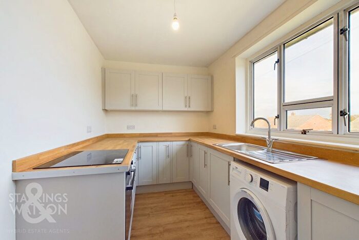 2 Bedroom Detached Bungalow For Sale In Tower Mill Road, Bungay, NR35