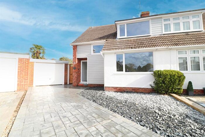 3 Bedroom Semi-Detached House For Sale In Claypits Road, Boreham, Chelmsford, CM3