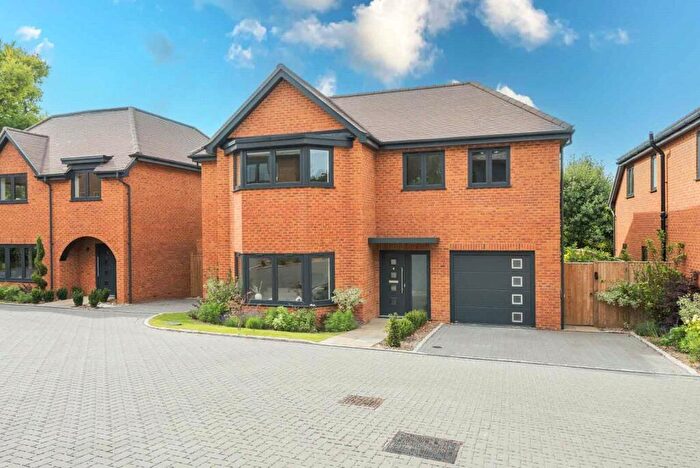 4 Bedroom Detached House For Sale In Chartland Close, Leatherhead Road, Great Bookham, KT23