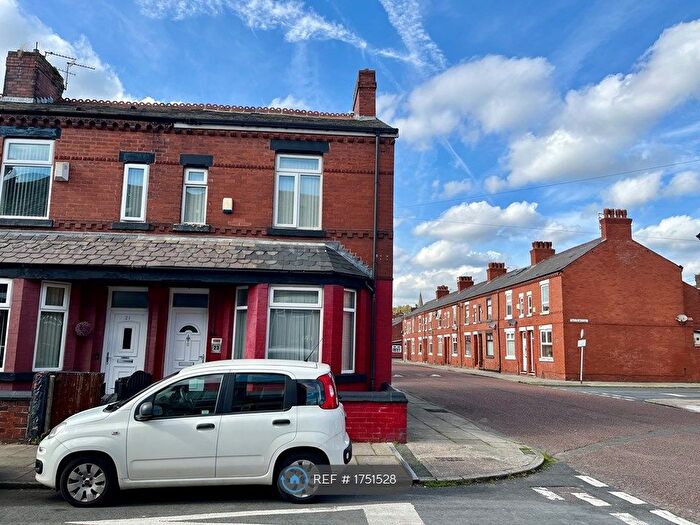 3 Bedroom End Of Terrace House To Rent In Cardigan Street, Salford, M6