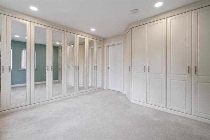 5 Bedroom Detached House To Rent In Alderbrook Road, Solihull, B91