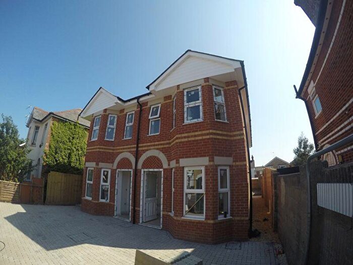3 Bedroom Semi Detached House To Rent In Beautiful Three Bedroom House - Brassey Road £. Pcm Available Mid April, BH9