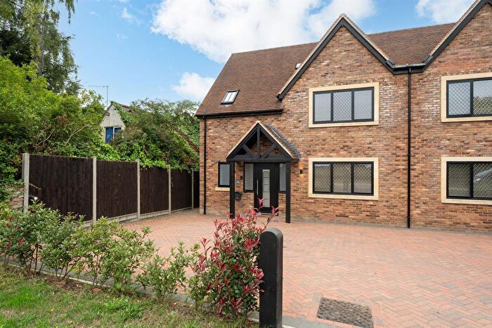 3 Bedroom Property For Sale In Bedmond Road, Abbots Langley, WD5
