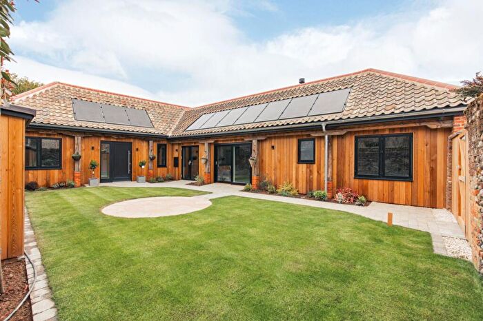 2 Bedroom Barn Conversion For Sale In The Perfect Retreat, Just Moments From Holt, NR25