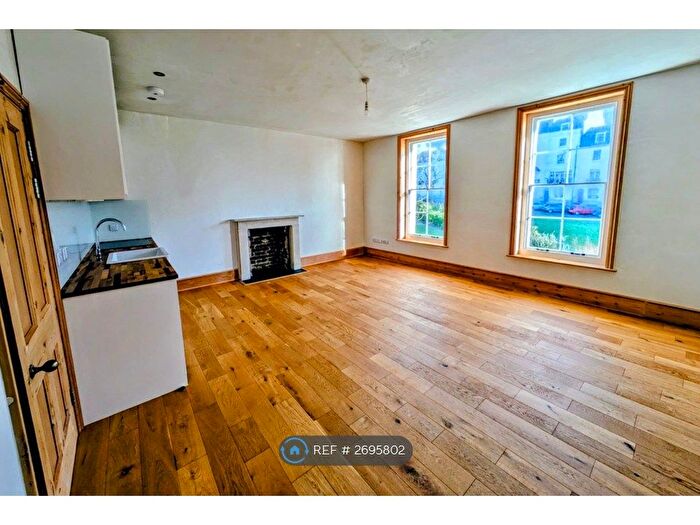 1 Bedroom Flat To Rent In Wellington Square, Hastings, TN34