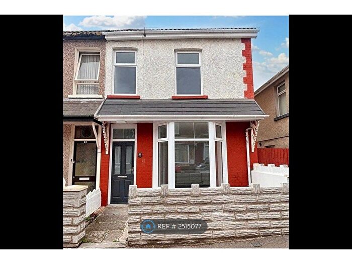 3 Bedroom Semi-Detached House To Rent In Idwal Street, Neath, SA11