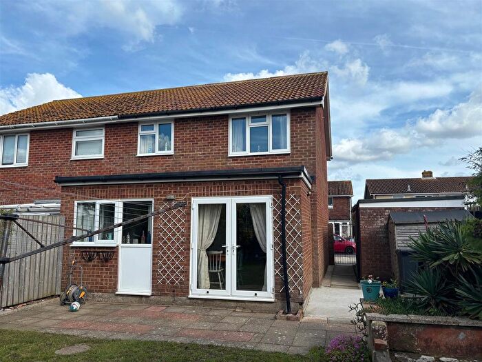 3 Bedroom Semi-detached House For Sale In Denham Way, Camber, Rye, TN31