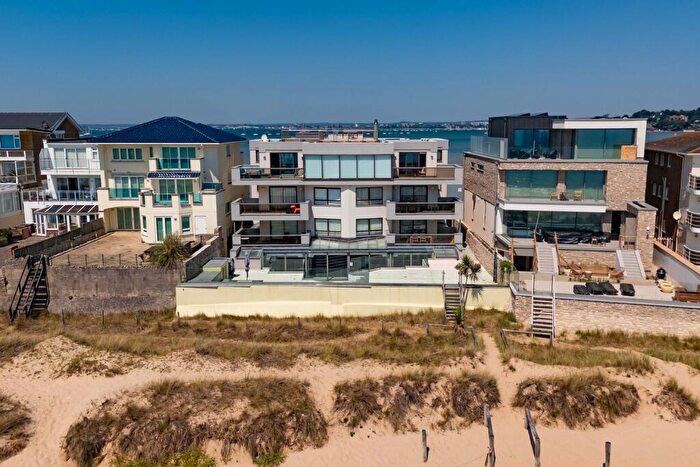 3 Bedroom Apartment For Sale In Banks Road, Poole, BH13