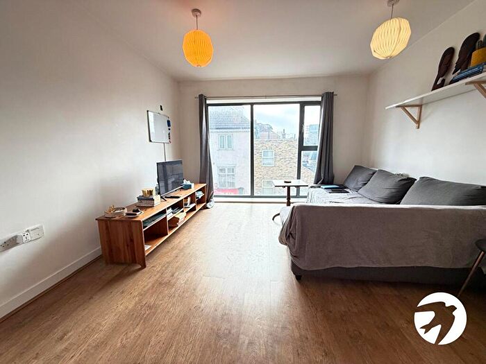 1 Bedroom Flat For Sale In Lewisham High Street, London, SE13