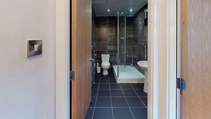 8 Bedroom Terraced House To Rent In Norwood Road, Leeds, West Yorkshire, LS6