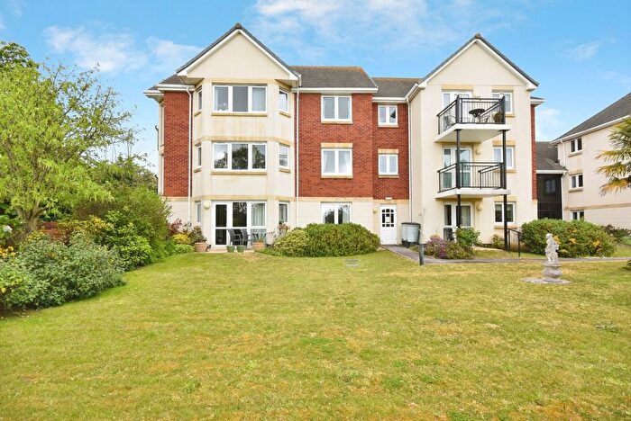 2 Bedroom Flat For Sale In Bronte Court, Exmouth, EX8