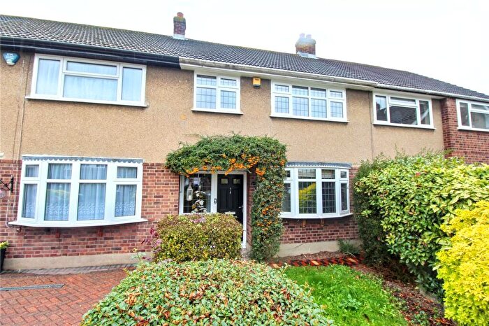 3 Bedroom Terraced House To Rent In Wiltshire Avenue, Hornchurch, RM11