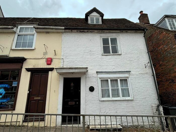 3 Bedroom Cottage To Rent In West Street, Alresford, SO24