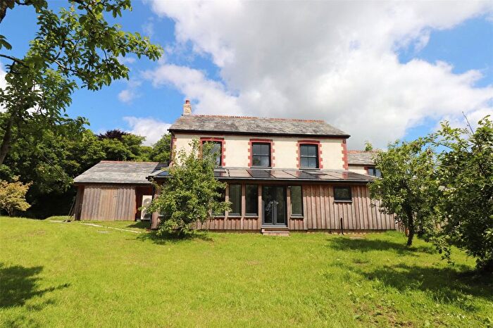 4 Bedroom Detached House To Rent In Holsworthy, Devon, EX22
