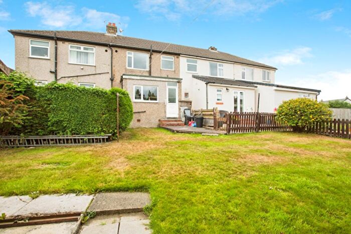 3 Bedroom Terraced House For Sale In Newlands Grove, Halifax, West Yorkshire, HX3