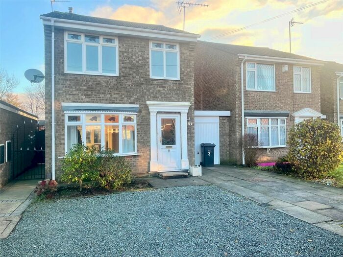 3 Bedroom Detached House To Rent In Fillingham Crescent, Scunthorpe, North Lincolnshire, DN15