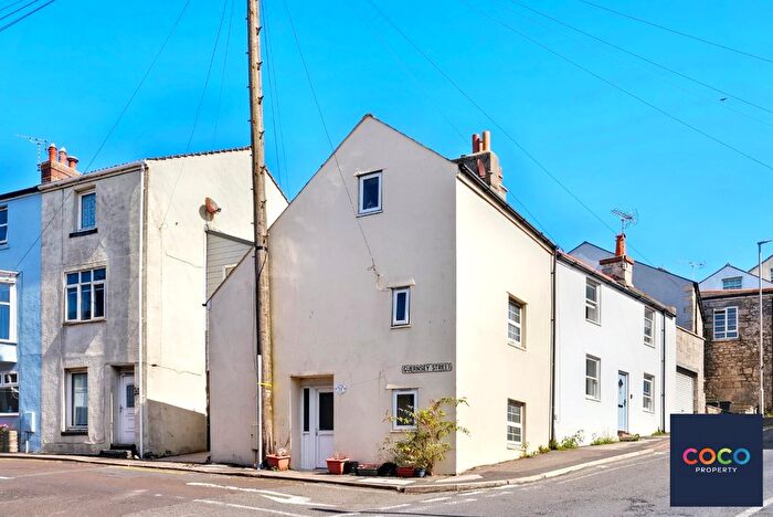 2 Bedroom End Of Terrace House To Rent In High Street, Fortuneswell, Portland, Dorset, DT5