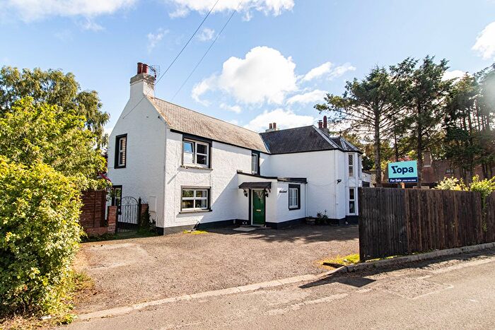 5 Bedroom Detached House For Sale In Borrowfield Road, Montrose, DD10