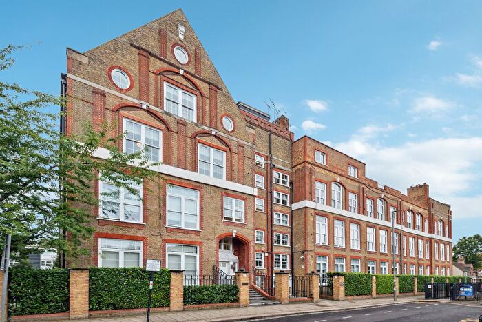 Studio To Rent In Shillington Old School, Este Road, SW11