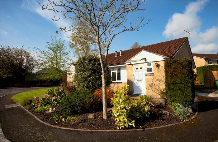 2 Bedroom Bungalow To Rent In Silver Birch Close, Whitchurch, Cardiff, CF14