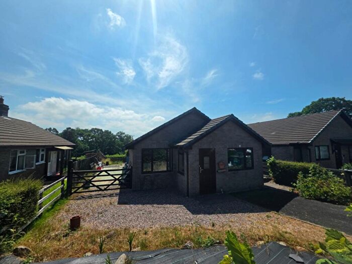 3 Bedroom Bungalow For Sale In Newbridge-on-Wye, Llandrindod Wells, LD1