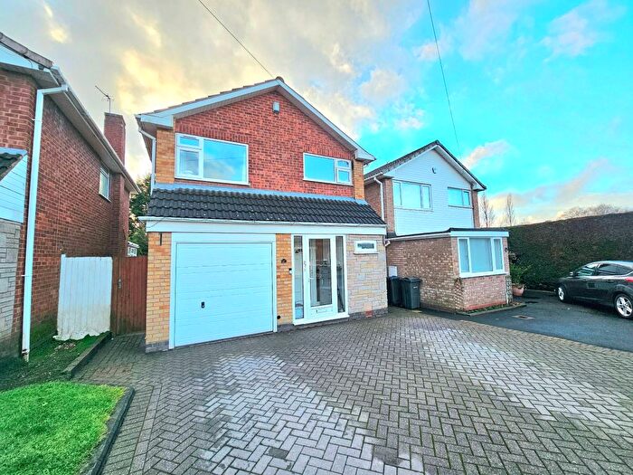 3 Bedroom Detached House For Sale In Woodway, Birmingham, B24